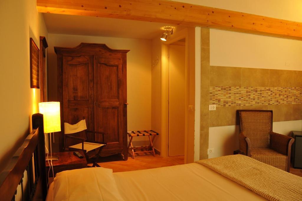 فينْتْسا Caterina Residence الغرفة الصورة