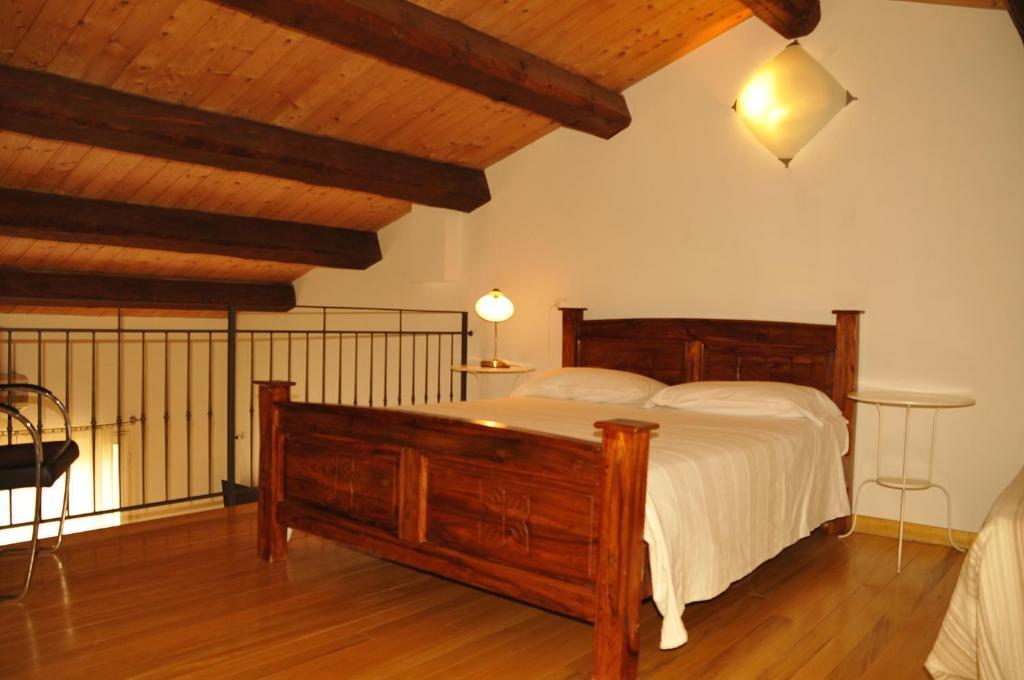 فينْتْسا Caterina Residence الغرفة الصورة